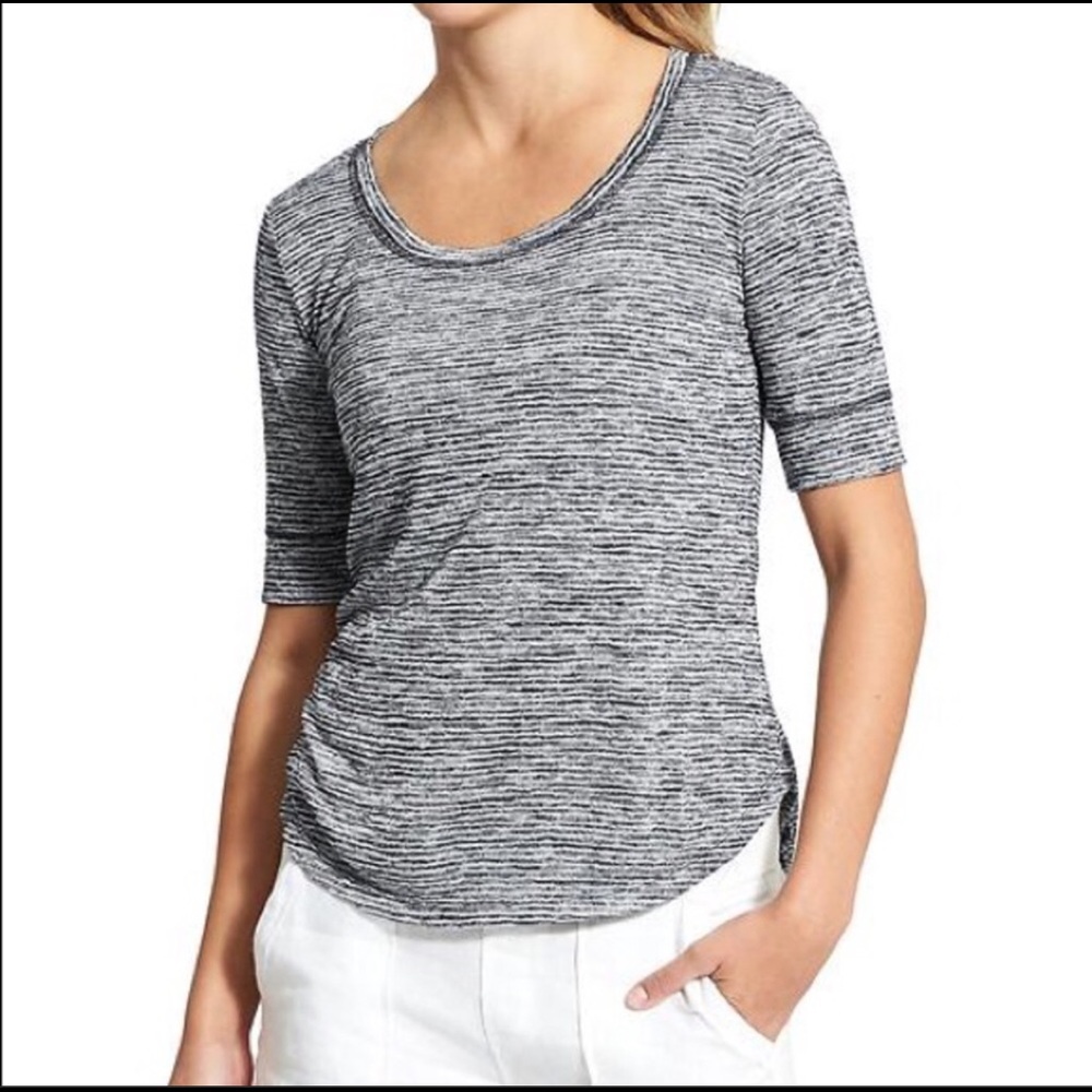 Athleta Breezy T Shirt Blue Striped Sz Small